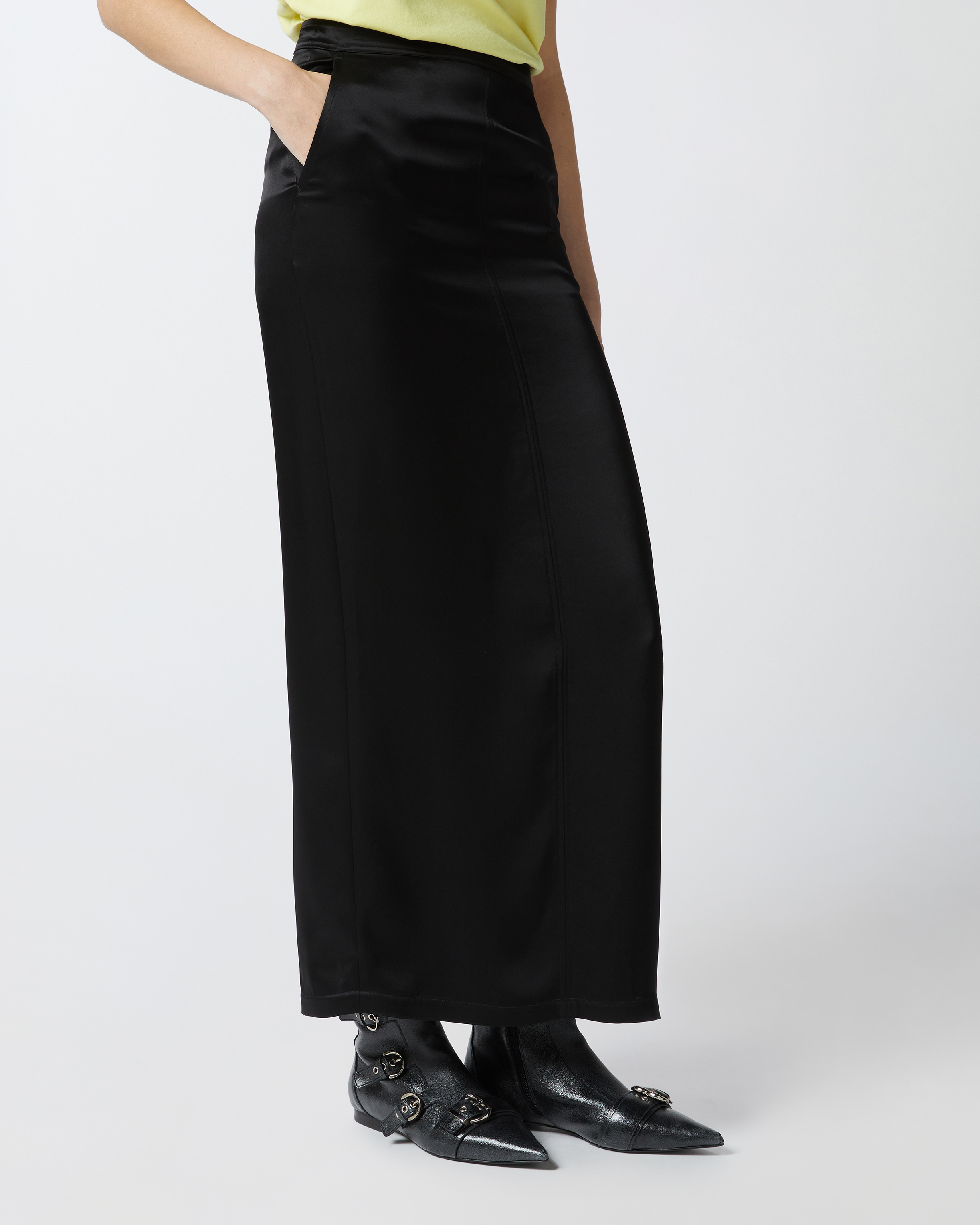 Gonna lunga in satin con spacco sul retro 104173A24V Z99 PINKO Nero limousine 