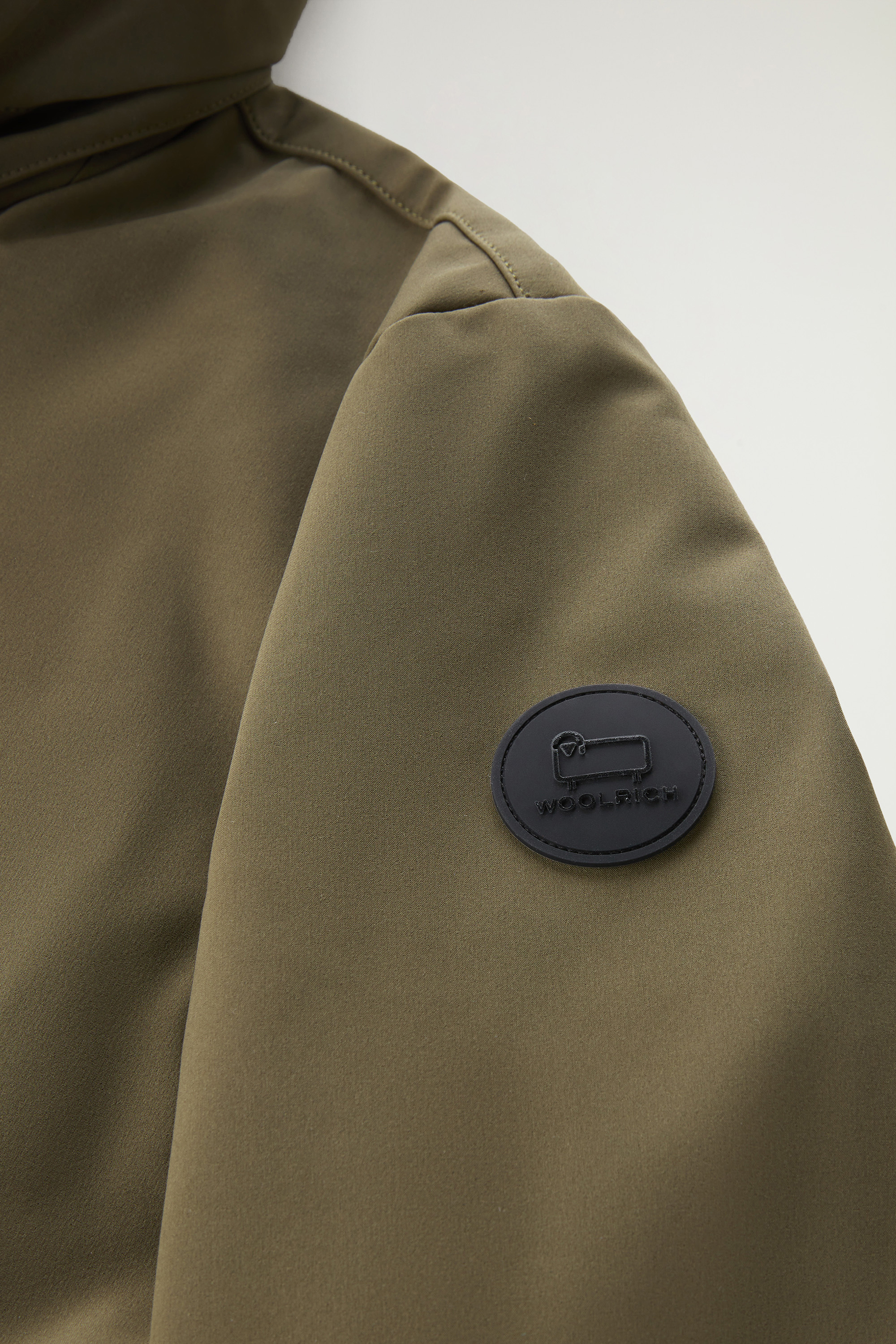 Cappotto in Softshell CFWOOU0792MRUT3496 614 WOOLRICH Dark green 