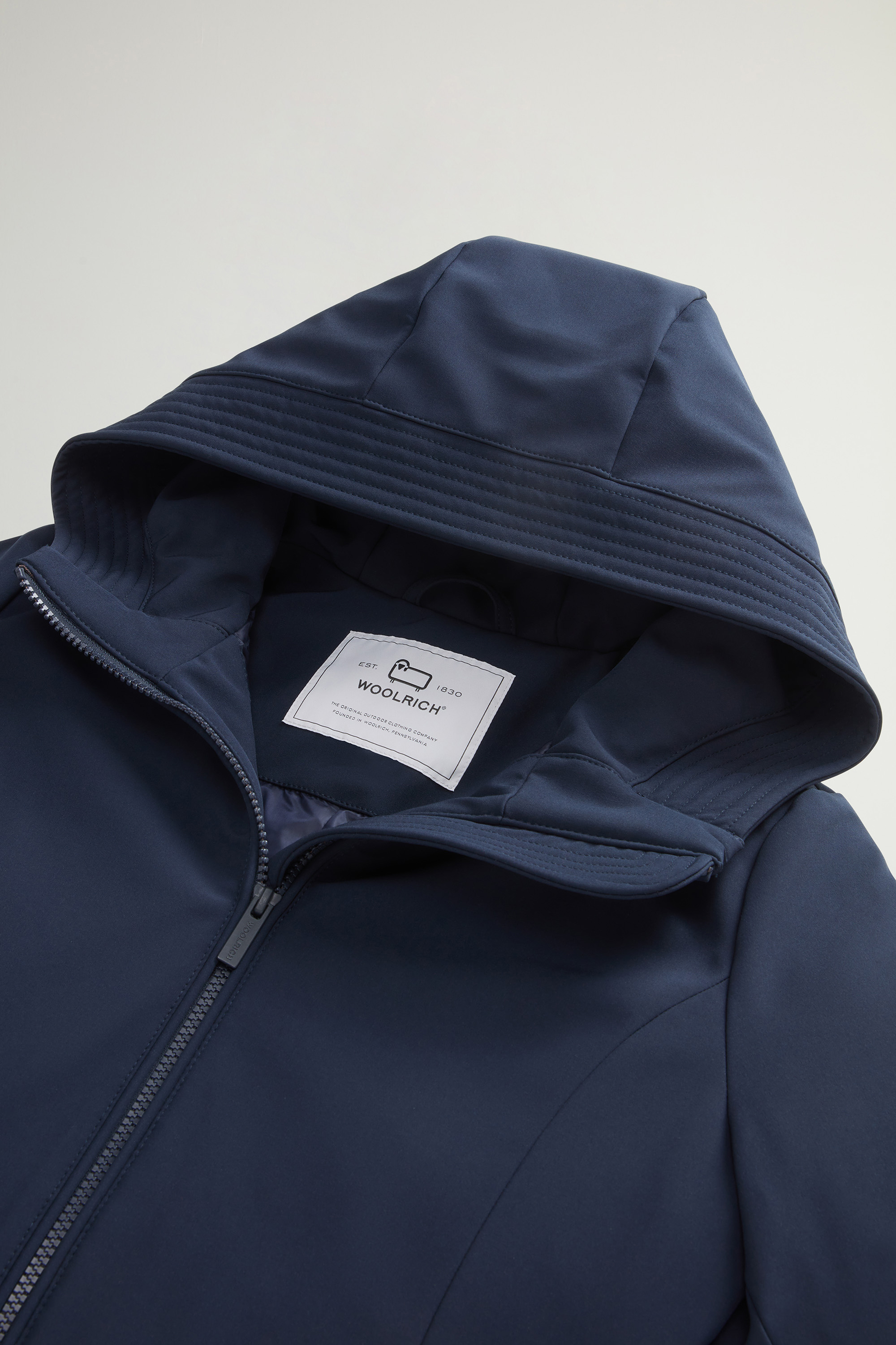 Parka in Softshell CFWWOU0889FRUT3496 3989 WOOLRICH Melton blue 