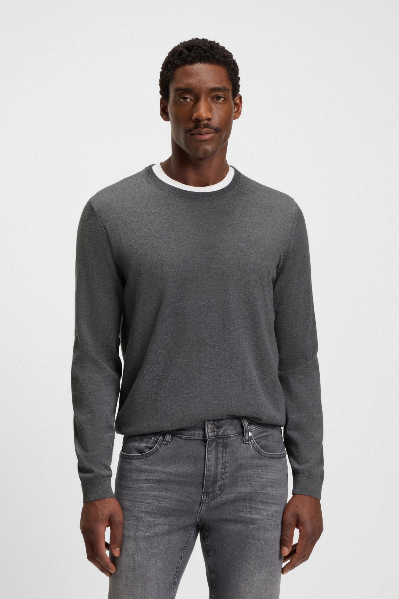 Maglia girocollo in merinos 50468239 10241501 01 030 BOSS Medium grey 