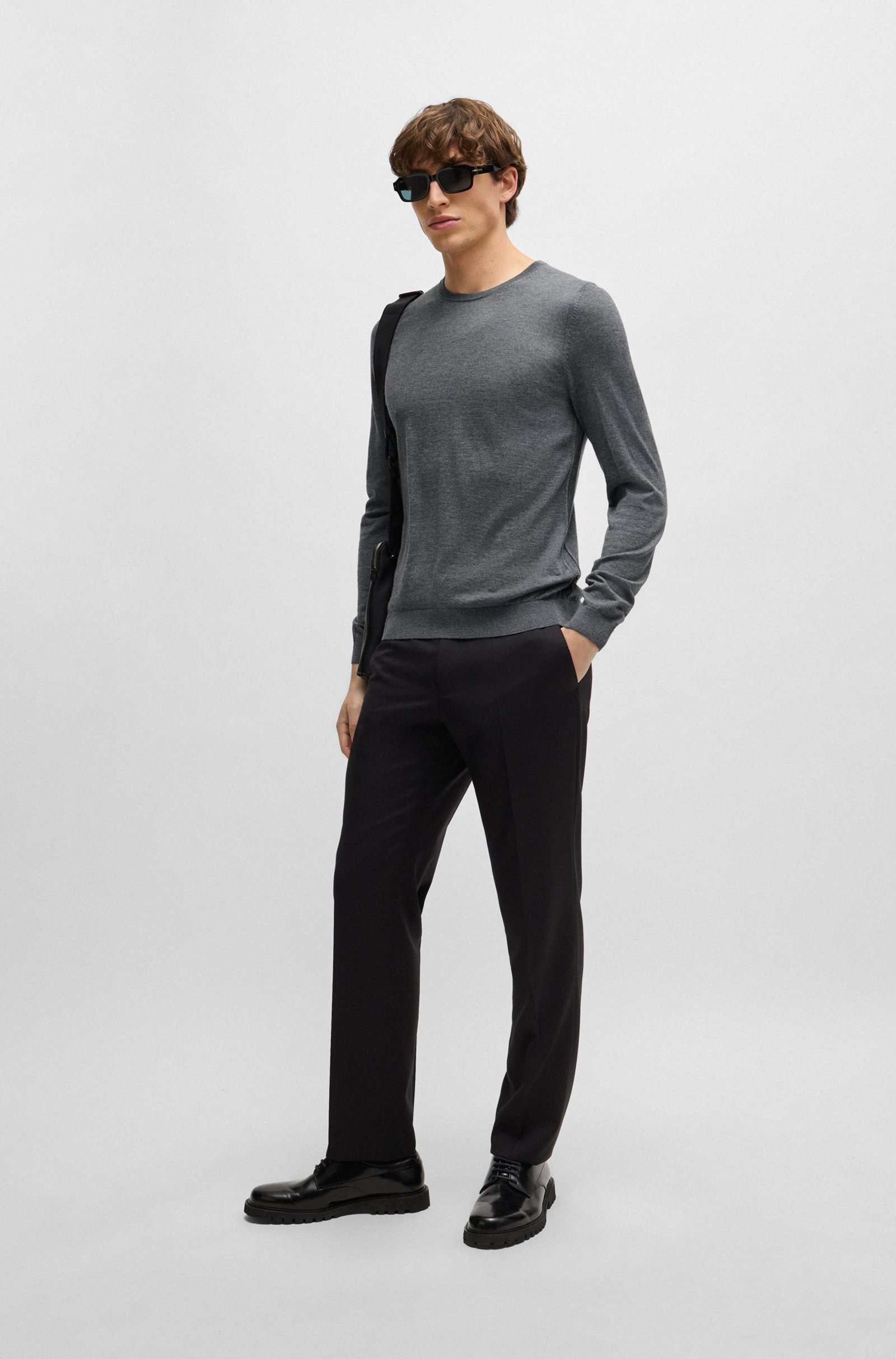 Maglia girocollo in merinos 50468239 10241501 01 032 BOSS Medium grey 