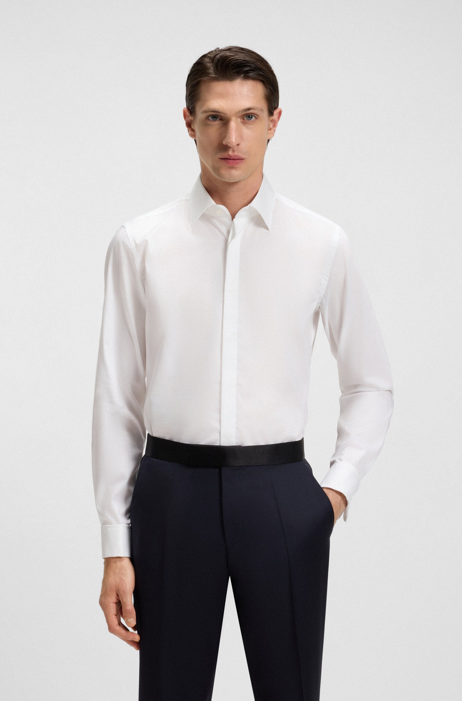 Camicia slim fit con polso da gemello 50480093 10245425 01 100 BOSS White 