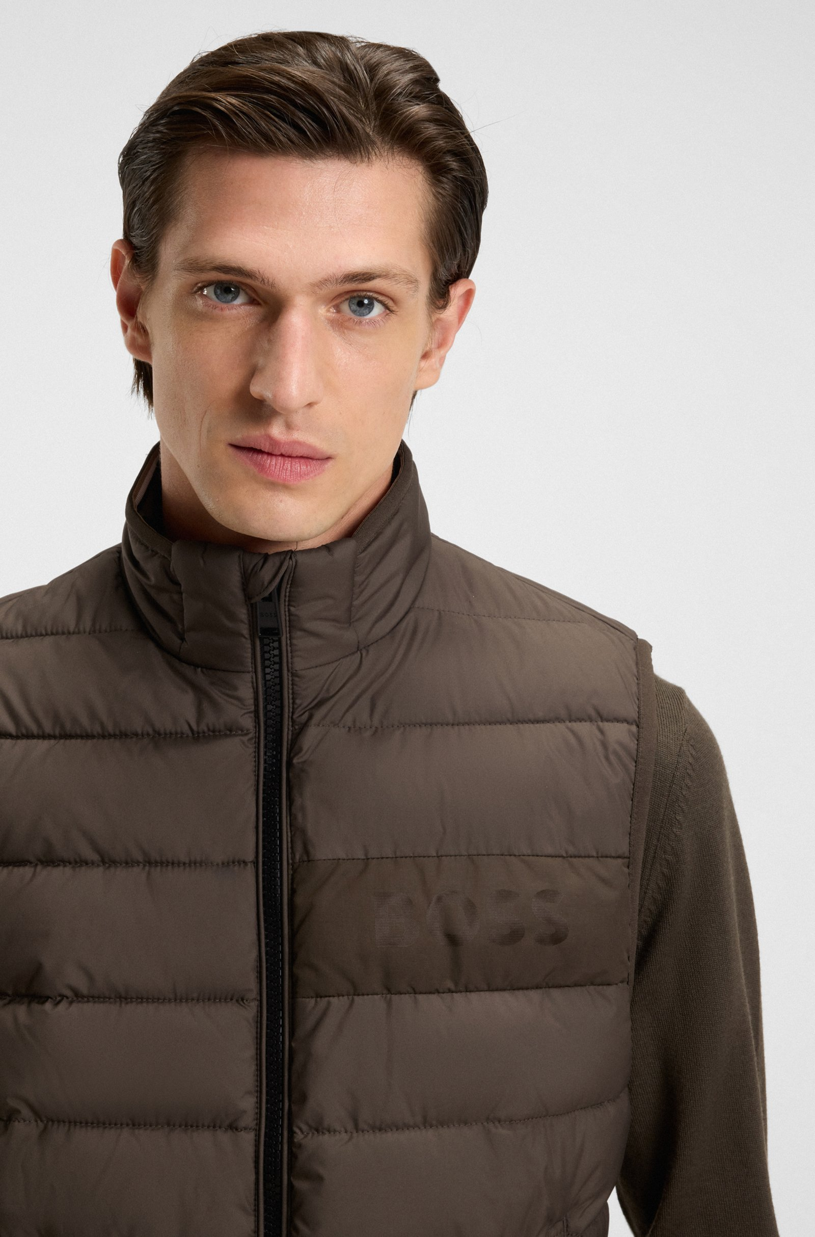 Gilet idrorepellente 50518375 10260482 01 342 BOSS Dark green 