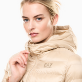 Piumino con cappuccio 7W000684 AF12475 U1046 EA7 Beige 