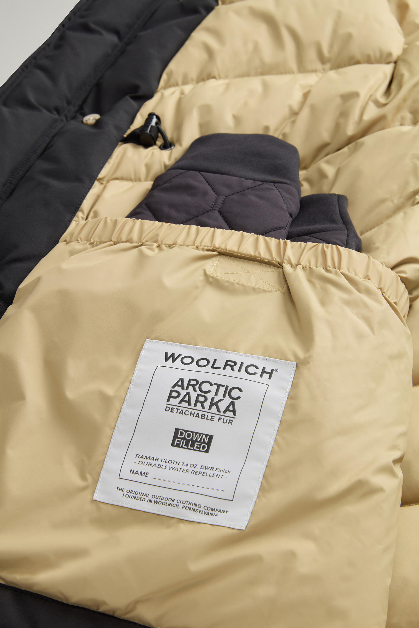 Arctic Parka con pelliccia removibile CFWOOU0482MHUT0001 BLK WOOLRICH Black 