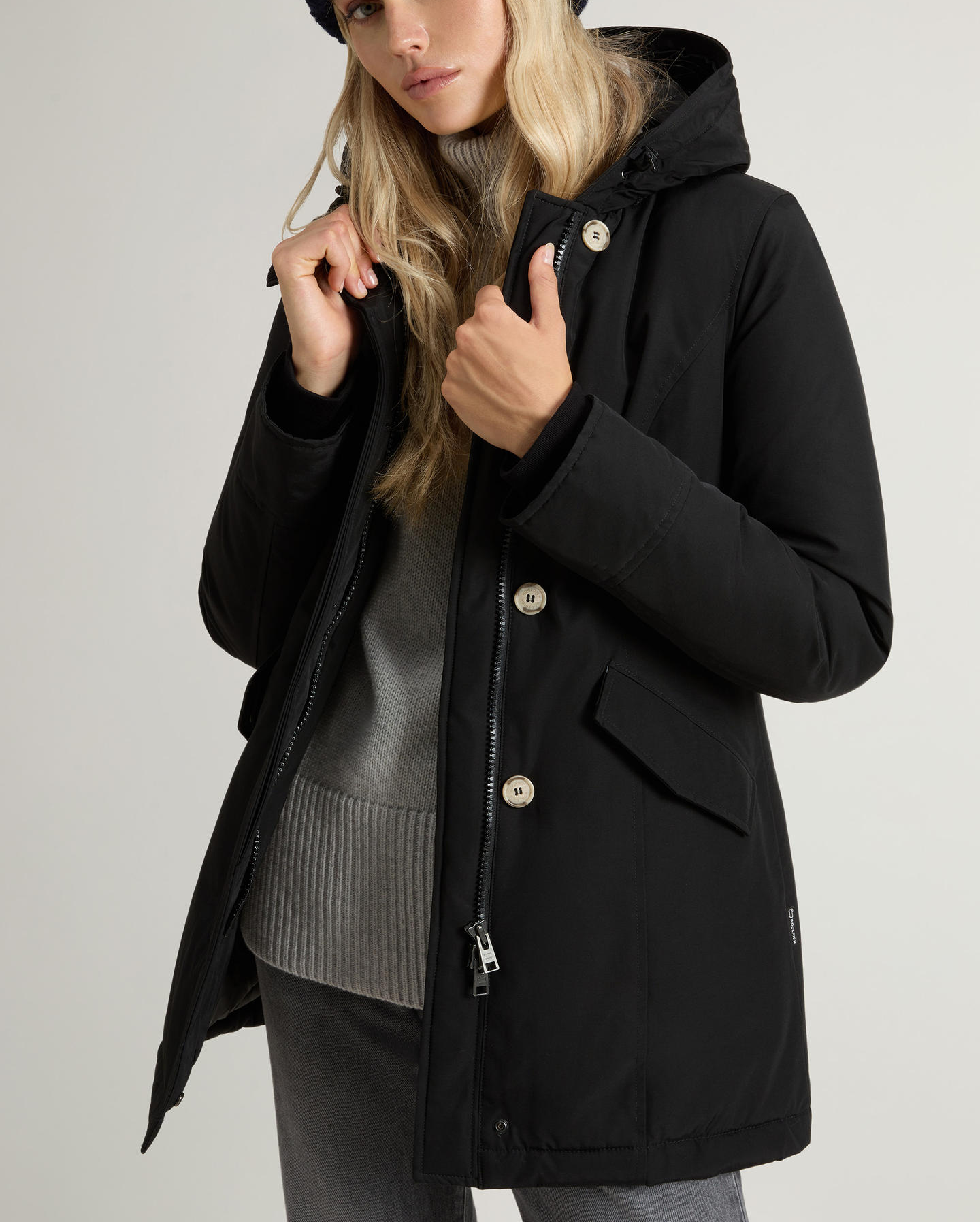 Arctic Parka in Ramar Cloth con pelliccia removibile CFWWOU0538FRUT0001 BLK WOOLRICH Black 