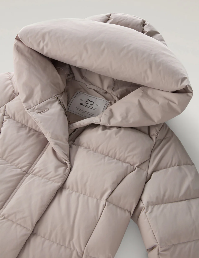 Piumino lungo con cappuccio CFWWOU0685FRUT3128 8743 WOOLRICH Milky cream 