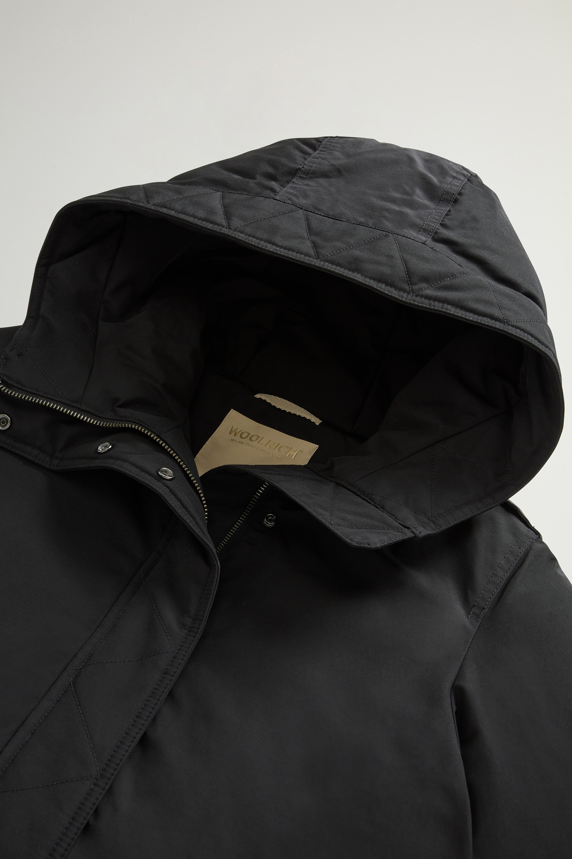 Giacca imbottita in con cappuccio CFWWOU2075FRUT0001 BLK WOOLRICH Black 