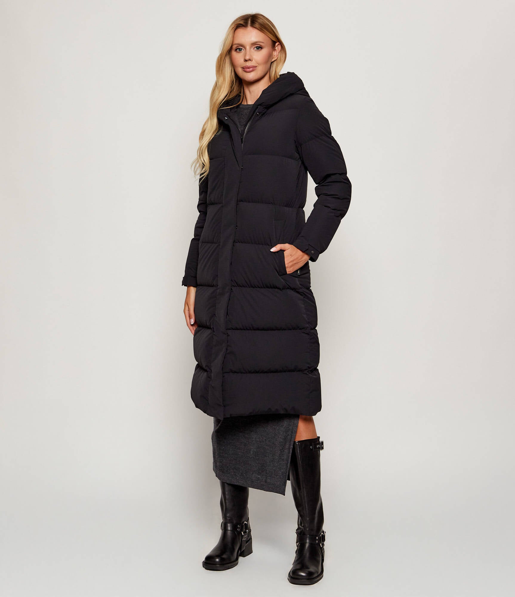 Piumino lungo in tessuto tecnico CFWWOU2090FRUT3107 100 WOOLRICH Black 