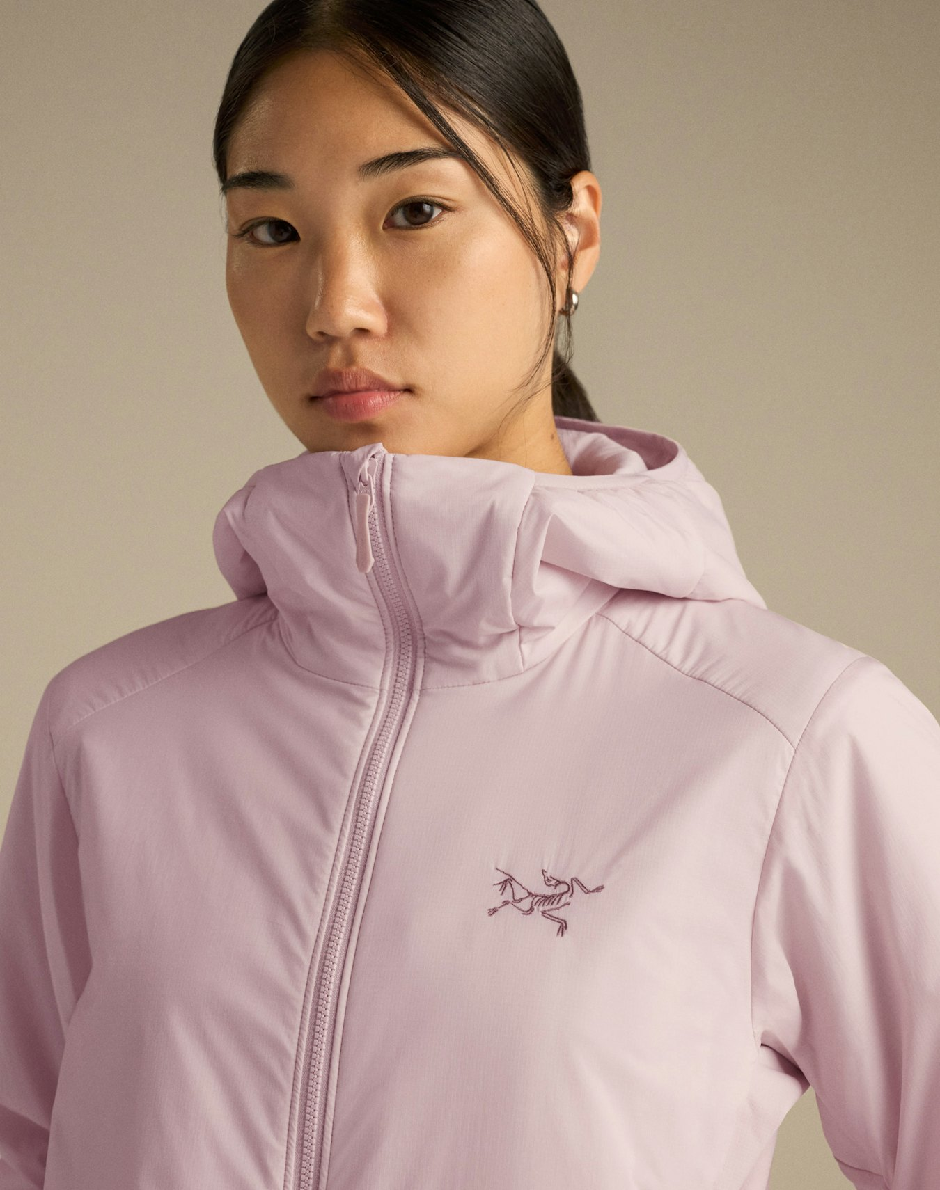 Giubbotto felpa con cappuccio ATOM HOODY W X000009452 ALPINE ROSE ARC'TERYX Alpine rose 