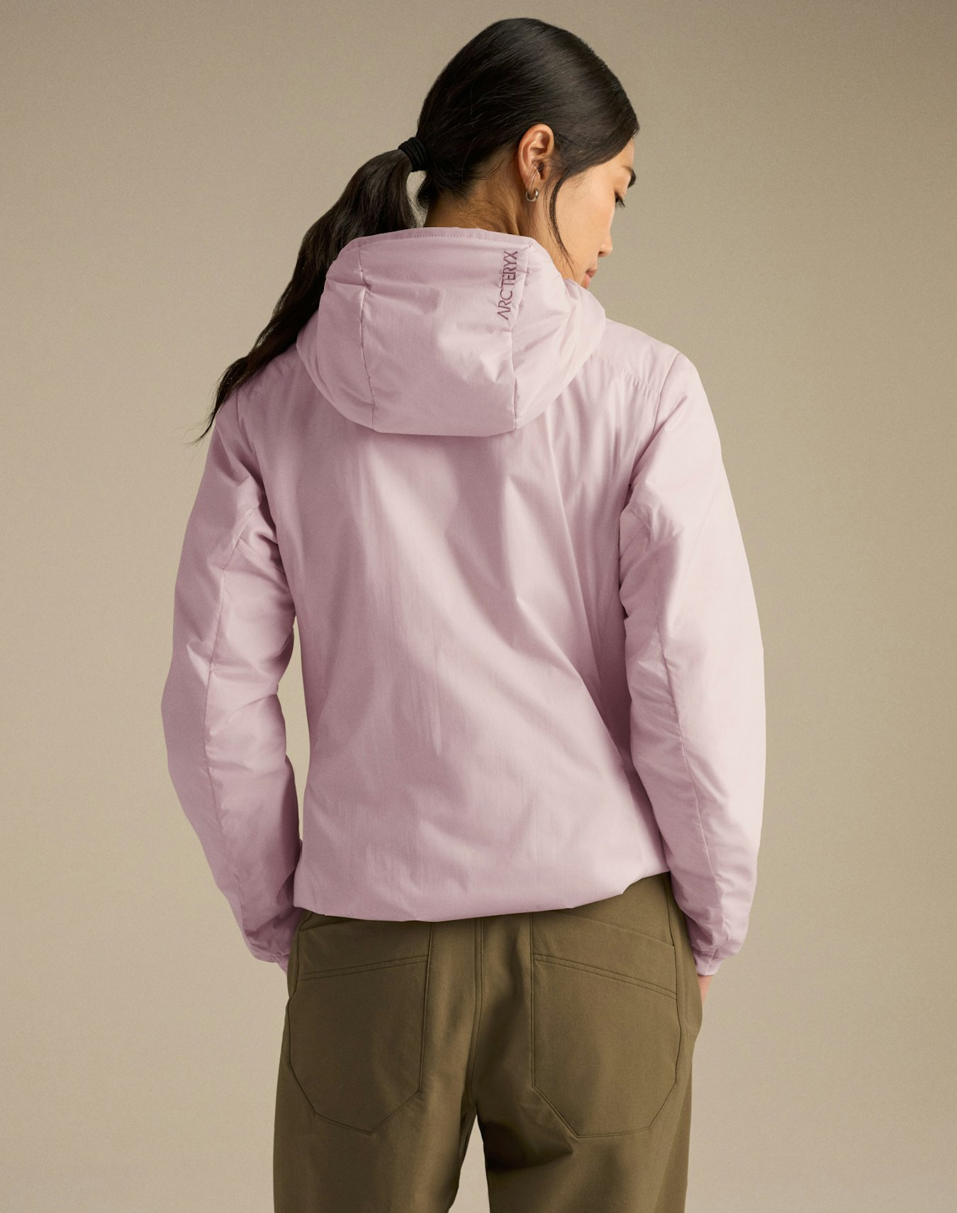 Giubbotto felpa con cappuccio ATOM HOODY W X000009452 ALPINE ROSE ARC'TERYX Alpine rose 