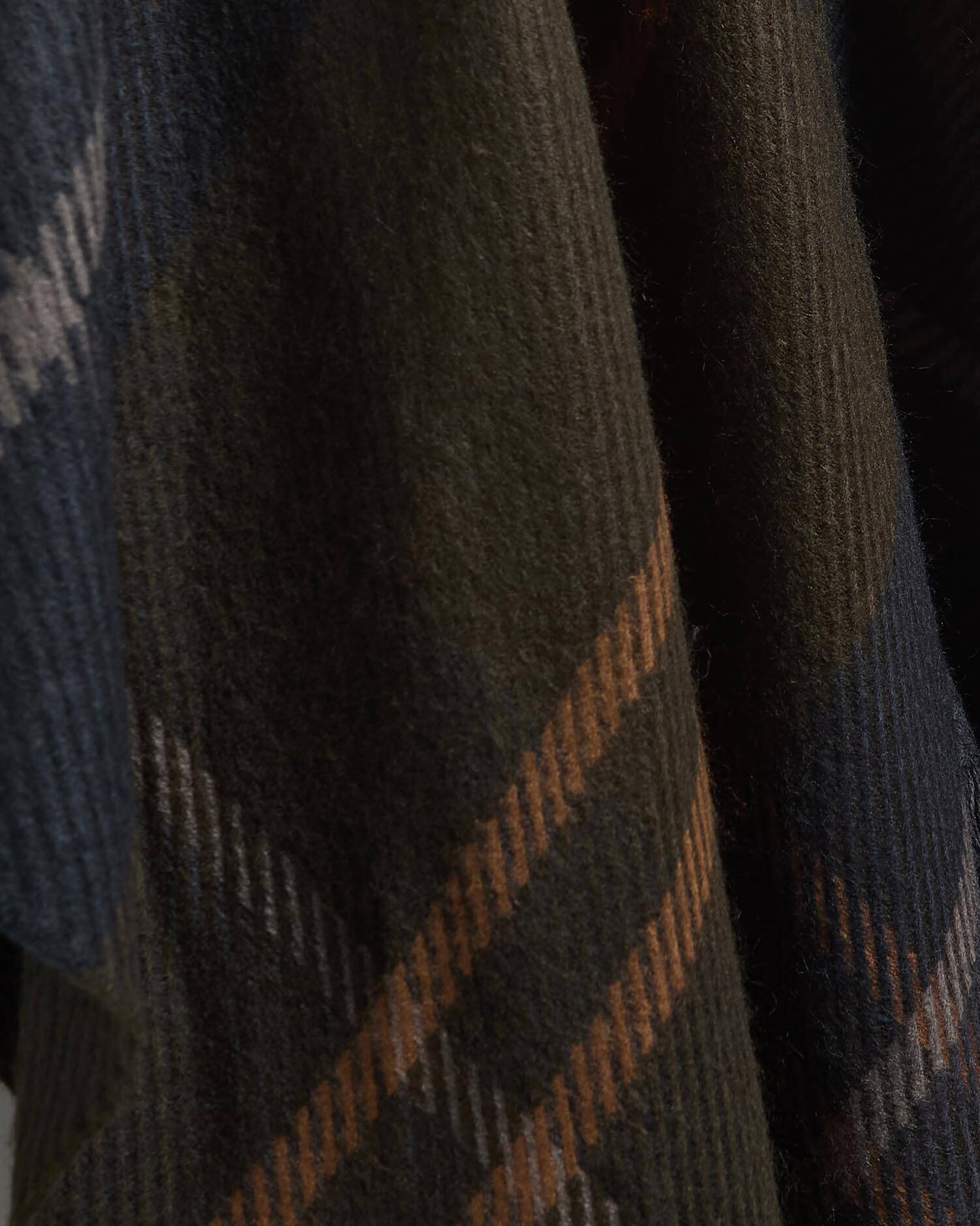 Mantella in tartan LSC0502 LSC TN43 BARBOUR Shadow classic tartan 