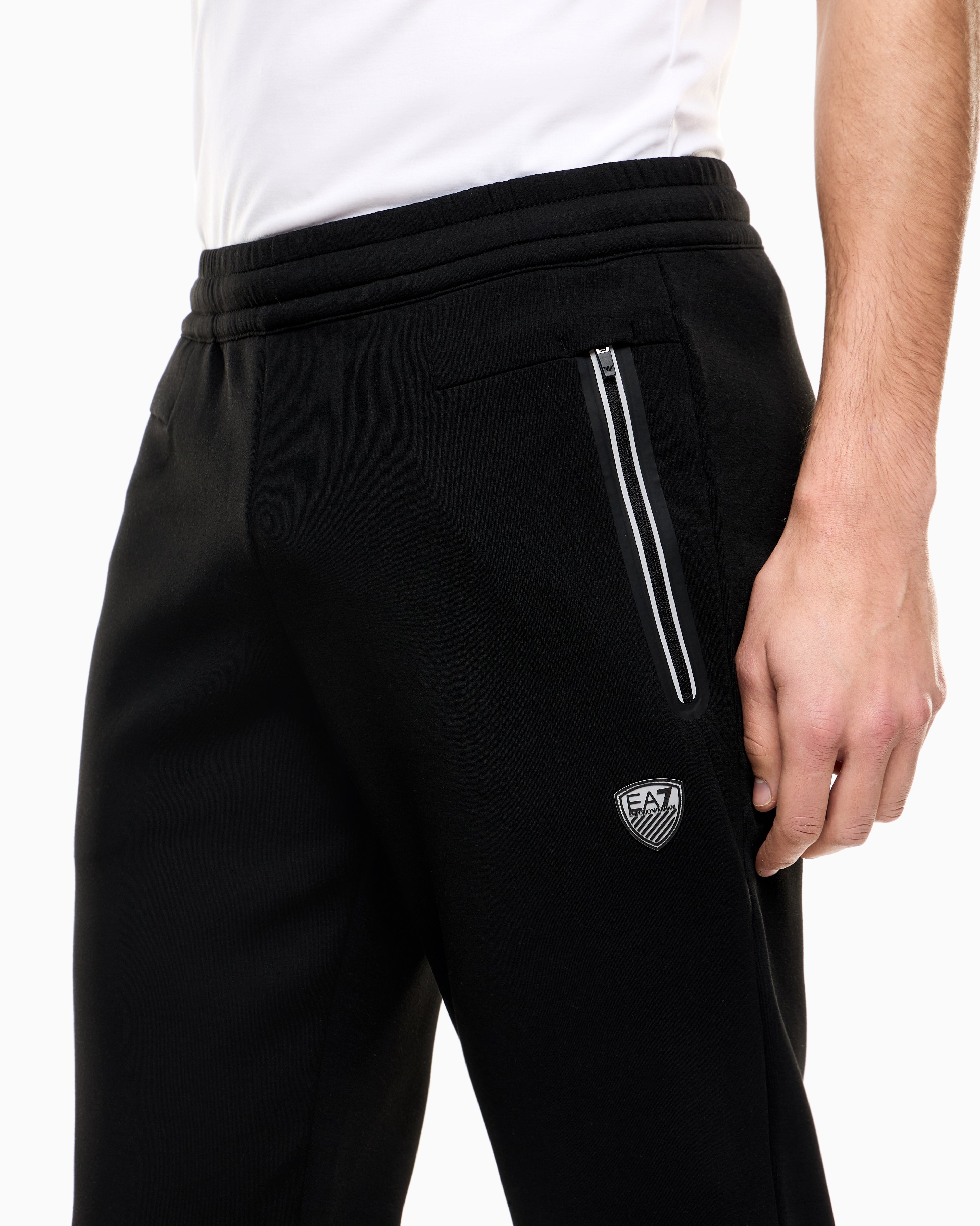 Pantaloni slim fit in jersey con logo in metallo 8NPP63 PJ4EZ 1200 EA7 Black 