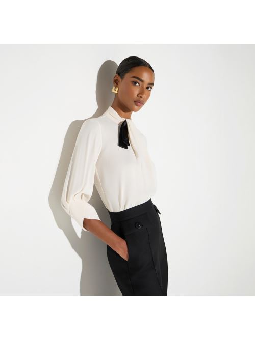 Blusa in georgette con cravattino CA17866E2 E84 ELISABETTA FRANCHI Burro/nero 