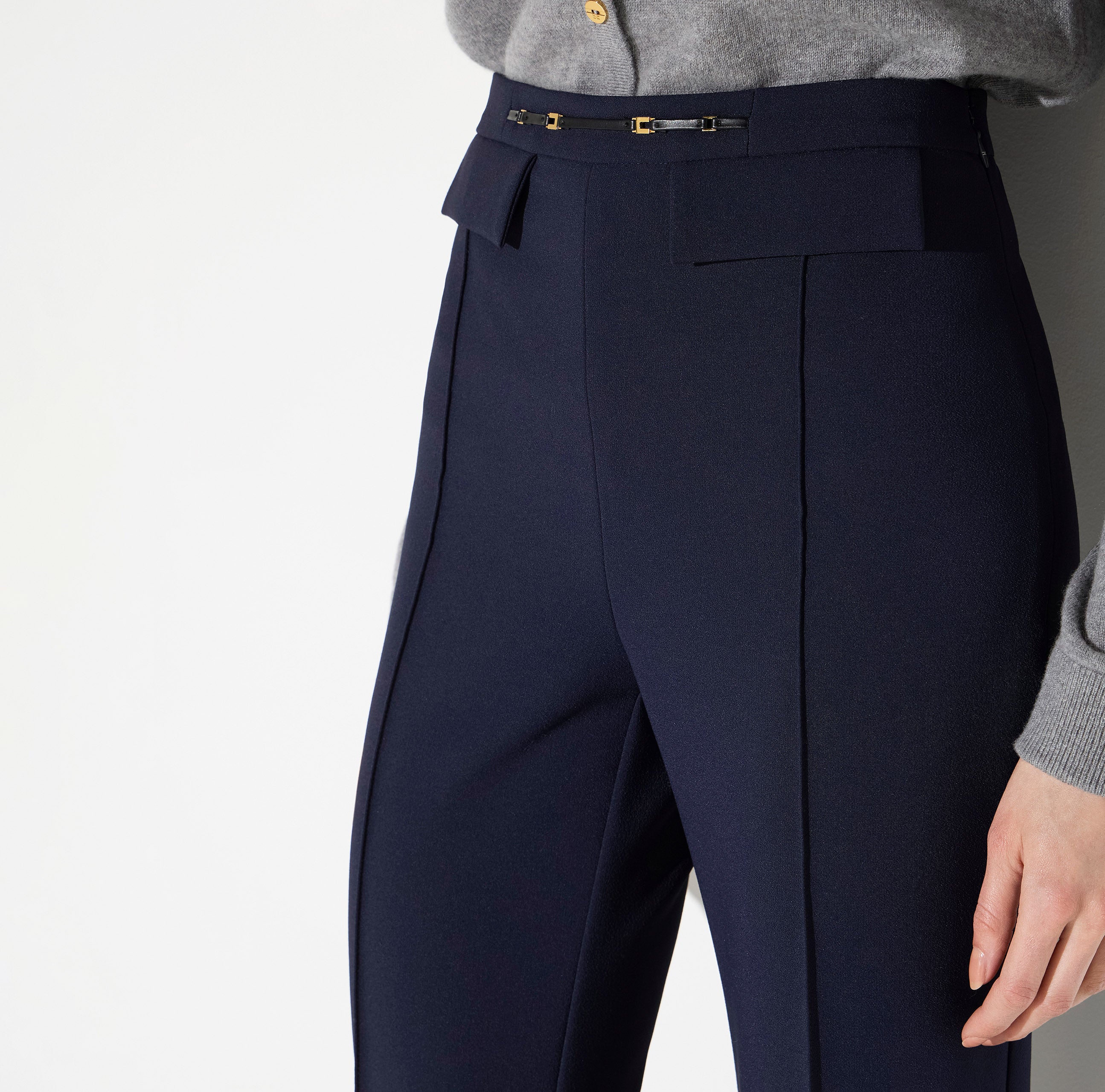 Pantaloni in doppio crêpe stretch<BR/> PA19666E2 H88 ELISABETTA FRANCHI Blu notte 