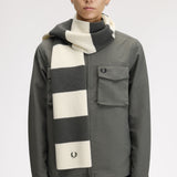 Sciarpa a coste a striscia vistosa C3305 560 FRED PERRY Ecru 