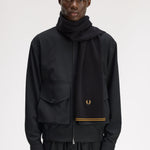 Sciarpa in lana merino C3319 U12 FRED PERRY Black/dk camel 