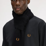 Sciarpa in lana merino C3319 U12 FRED PERRY Black/dk camel 