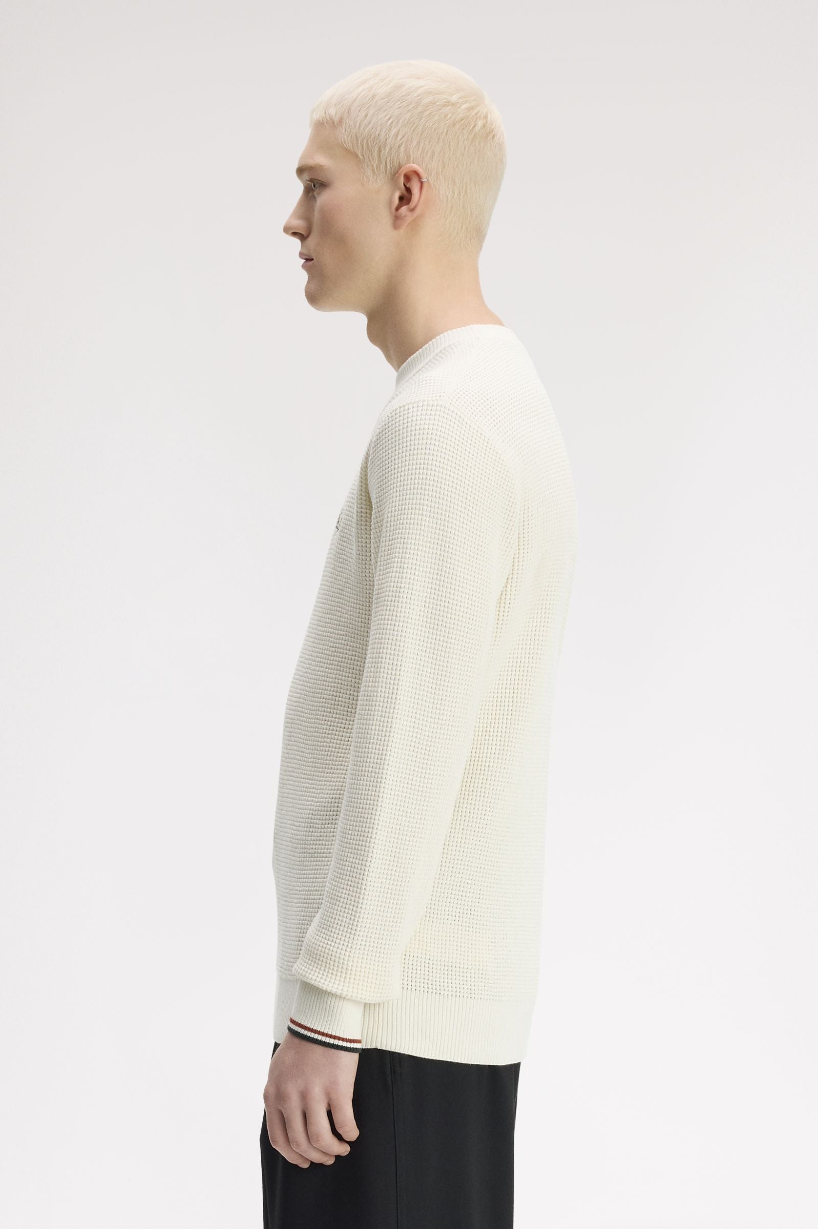 Maglione con lavorazione goffrata K6507 170 FRED PERRY Ecru 