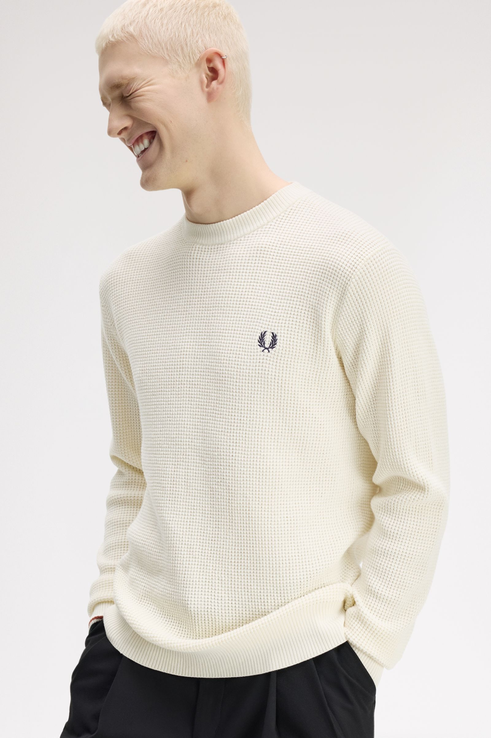 Maglione con lavorazione goffrata K6507 170 FRED PERRY Ecru 