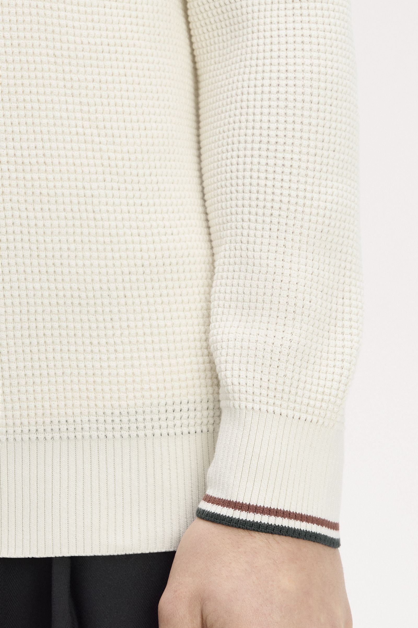 Maglione a mezza zip con lavorazione goffrata K8557 170 FRED PERRY Ecru 