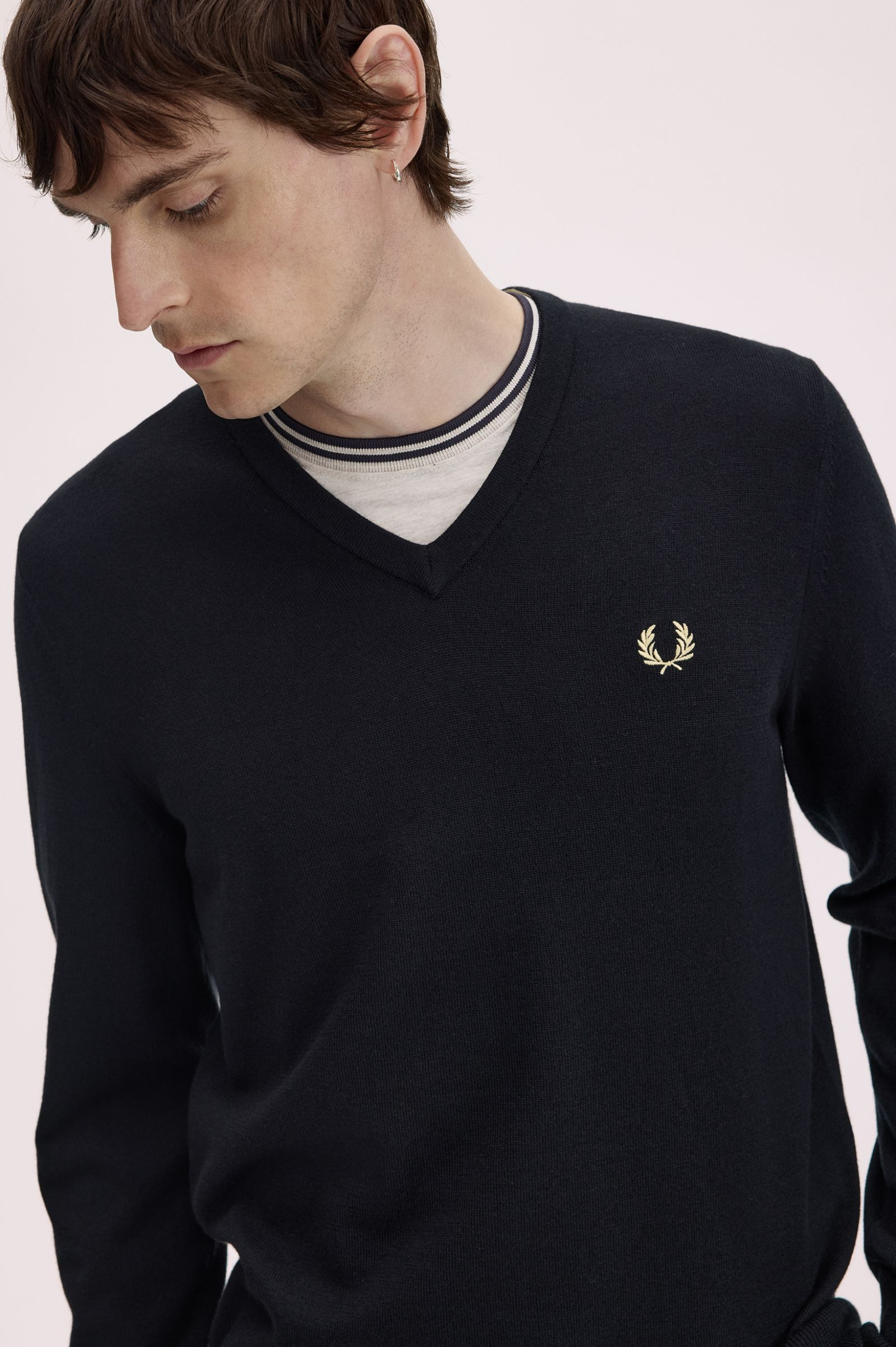 Maglia scollo a V K9600 198 FRED PERRY Black 
