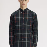 Camicia in popeline con motivo tartan M3456 Q20 FRED PERRY Night green 