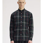 Camicia in popeline con motivo tartan M3456 Q20 FRED PERRY Night green 