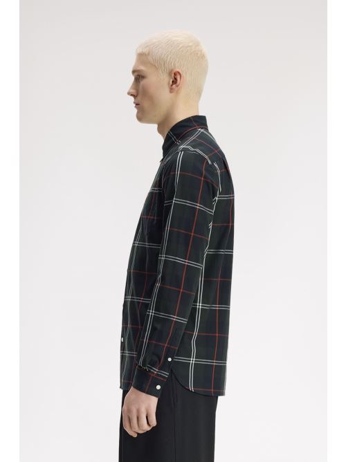 Camicia in popeline con motivo tartan M3456 Q20 FRED PERRY Night green 