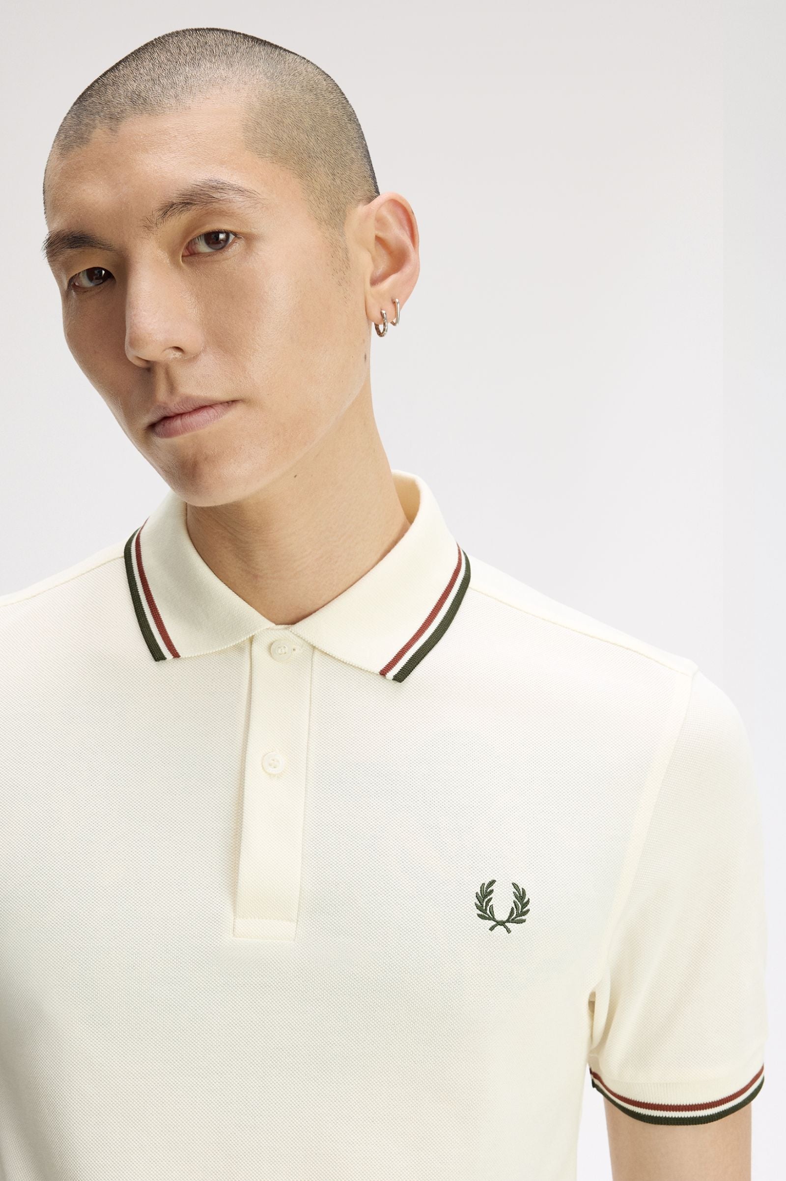 Polo manica corta M3600 69C FRED PERRY Ecr/brndy/ngreen 