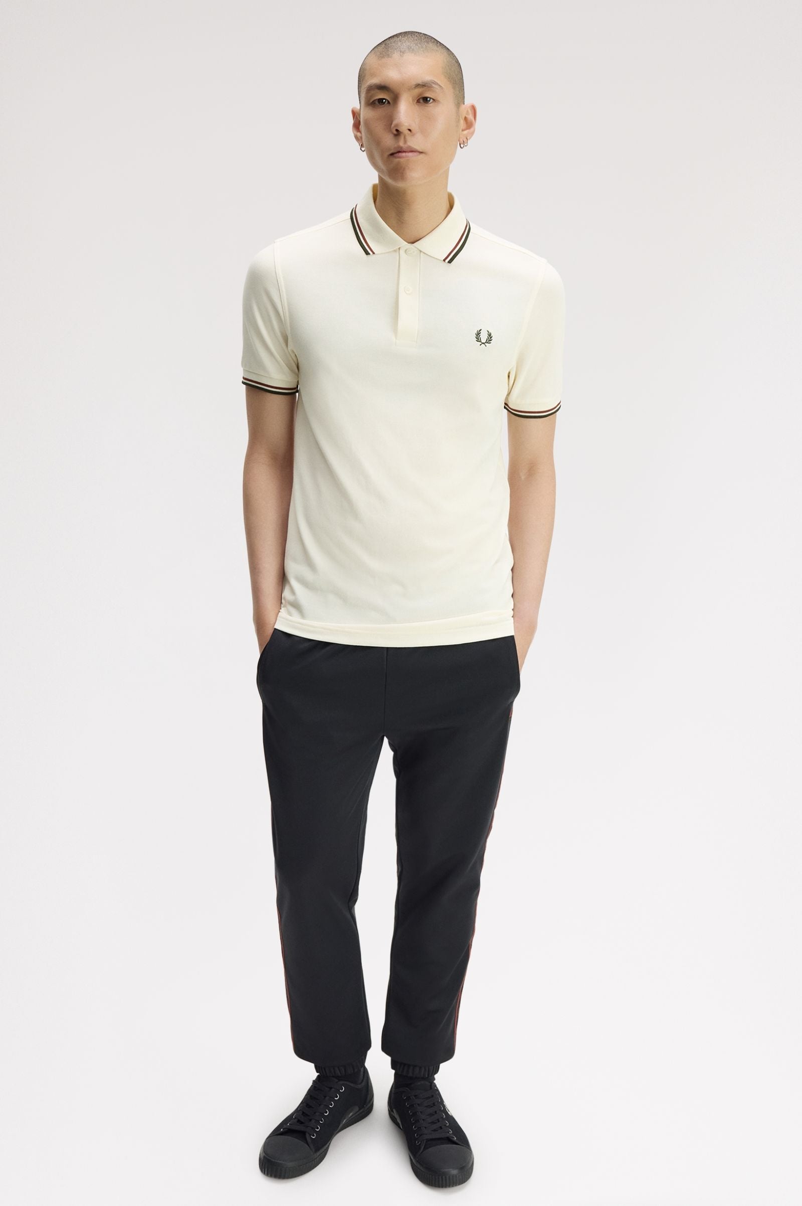 Polo manica corta M3600 69C FRED PERRY Ecr/brndy/ngreen 