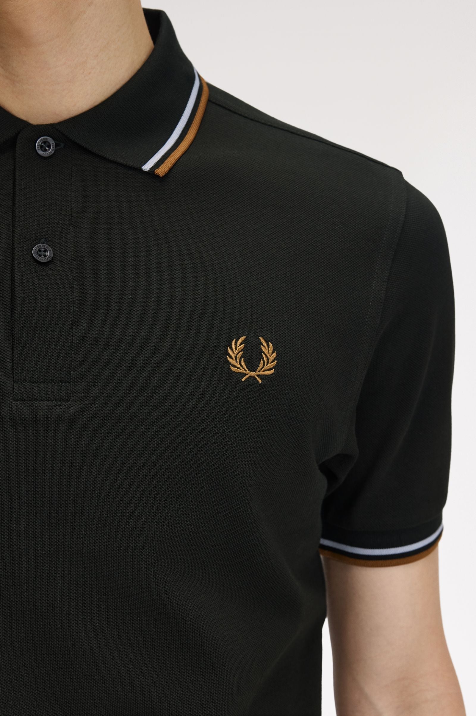 Polo manica corta M3600 78C FRED PERRY Ntgrn/dskbl/dkca 