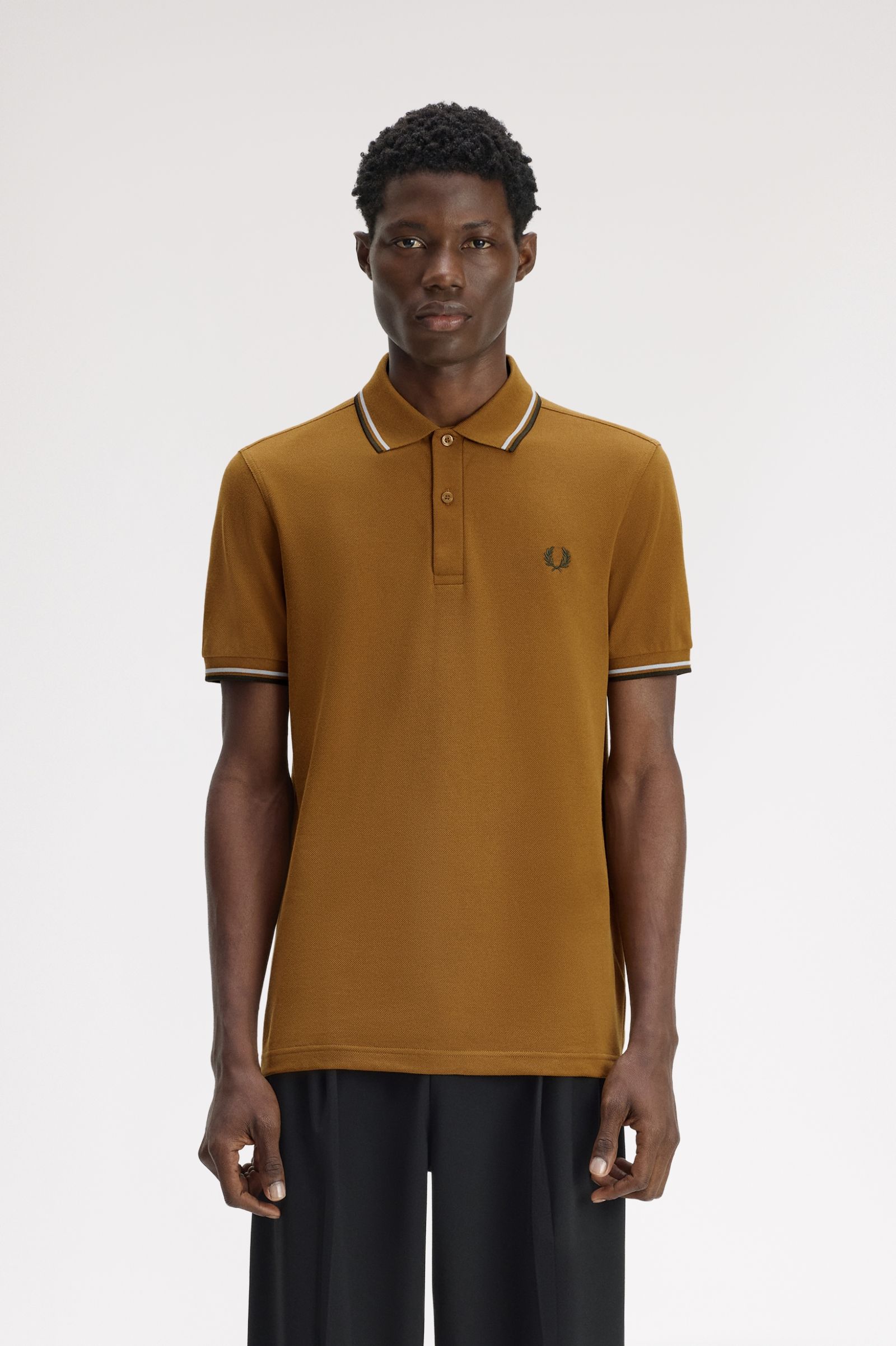 Polo manica corta M3600 80C FRED PERRY Dkca/dskbl/ngtgr 