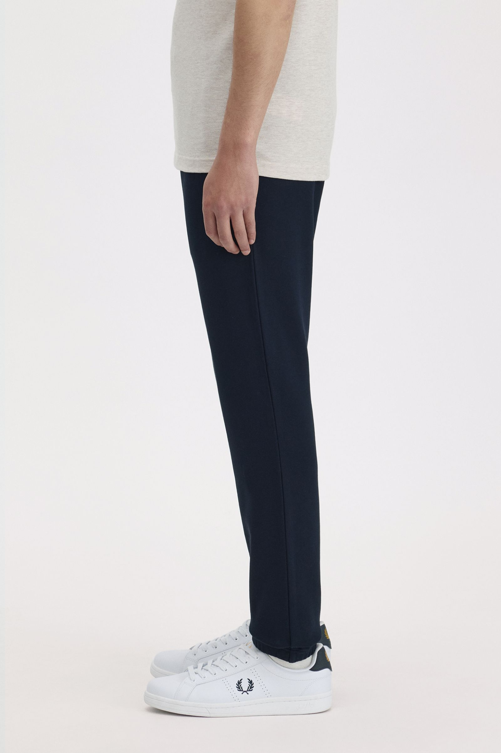 Pantaloni in felpa T5505 608 FRED PERRY Navy 