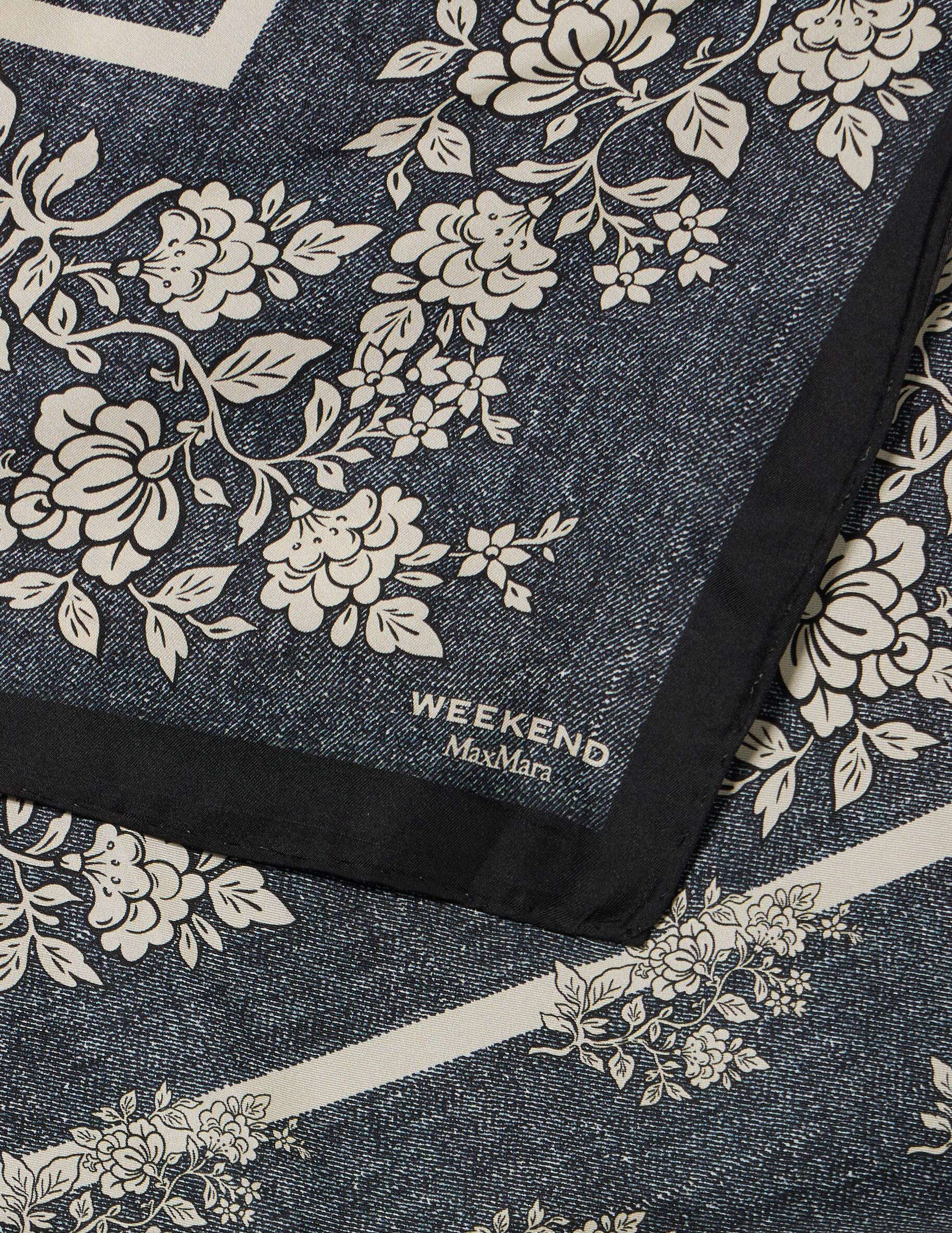 Foulard in seta 2625546054600 001 MAX MARA WEEKEND Blu notte 