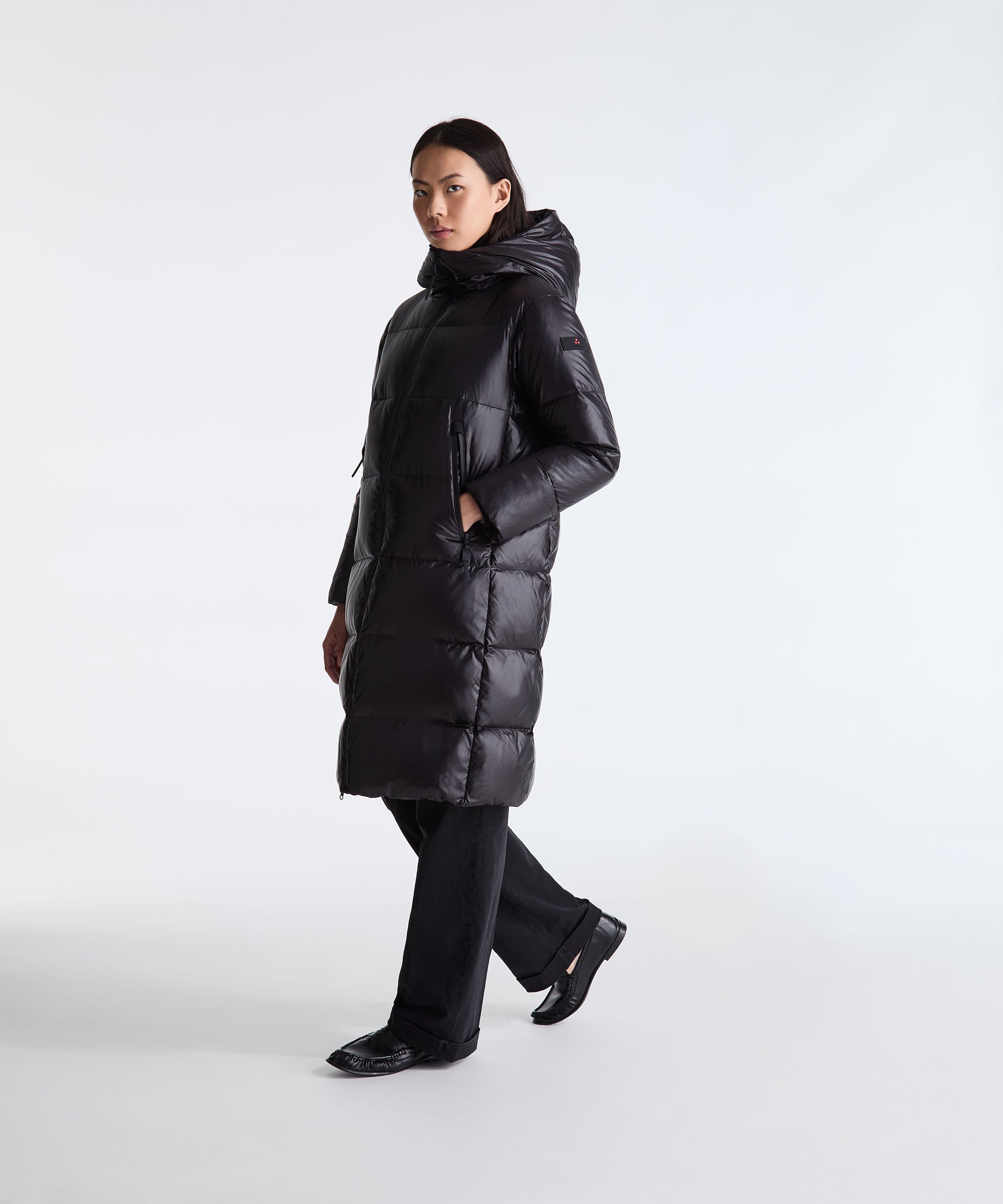 Piumino lungo in nylon lucido PED5744 01182061 NER PEUTEREY Black 