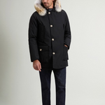 Arctic Parka in Ramar Cloth con pelliccia removibile CFWOOU0482MBUT0001 BLK WOOLRICH Black 