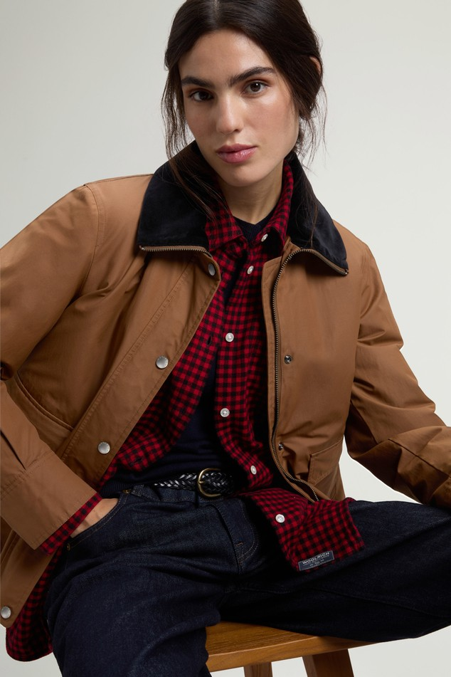 Giacca in misto cotone cerato CFWWOU2206FRUT5314 7456 WOOLRICH Waxed bison 