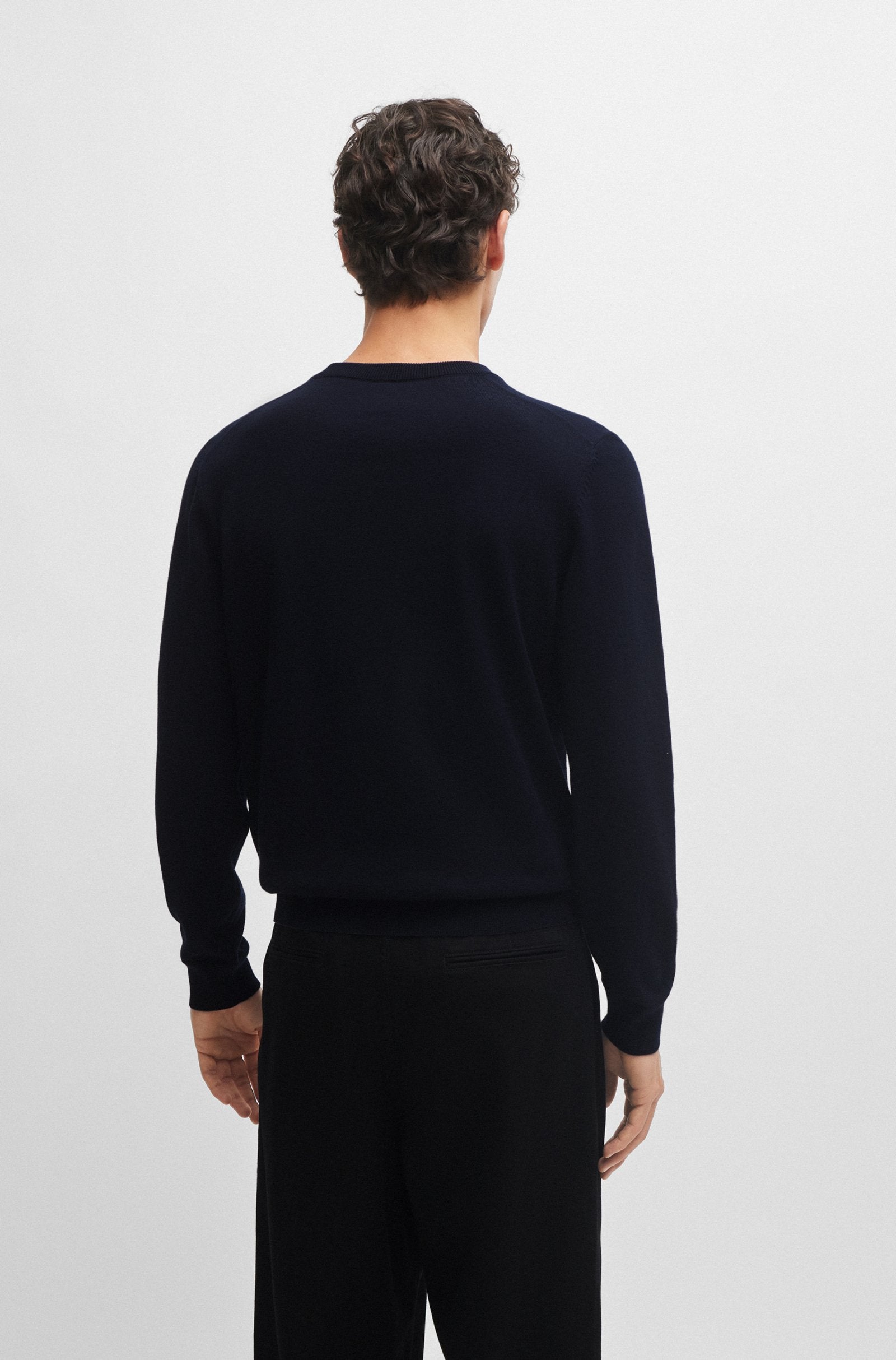 Maglia scollo a V 50506042 10255193 01 404 BOSS Dark blue 