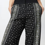 Pantaloni ampi leggeri stampa bandana 104663A2CK Z1T PINKO Nero/lime 