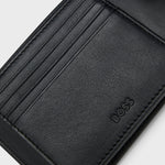 Portafoglio in pelle con logo goffrato 50470436 10241555 01 001 BOSS Black 