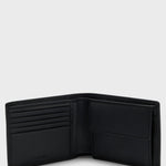 Portafoglio bi-fold in pelle martellata con logo goffrato 50470459 10241555 01 001 BOSS Black 