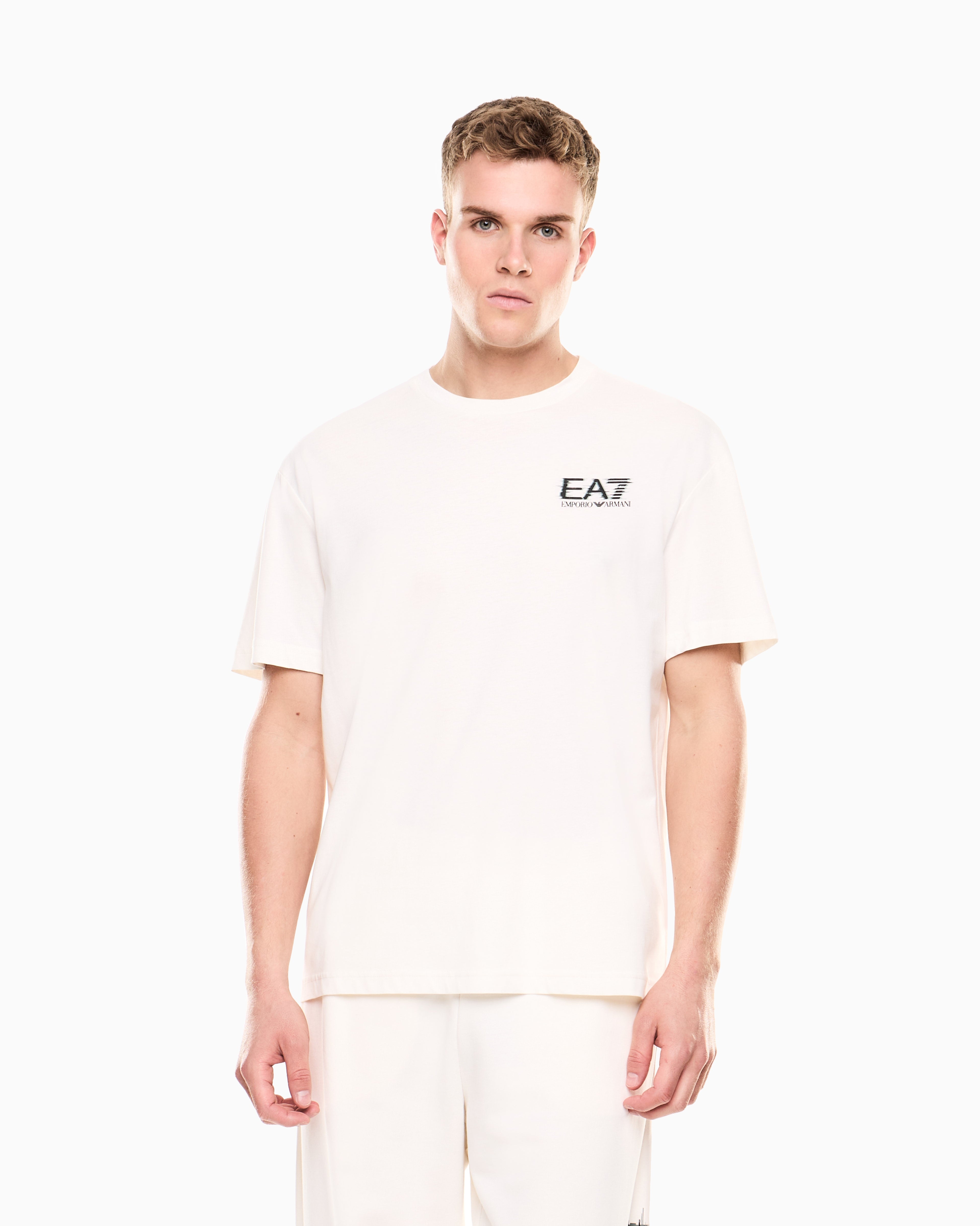  7M001327 AF17789 U0004 EA7 White 