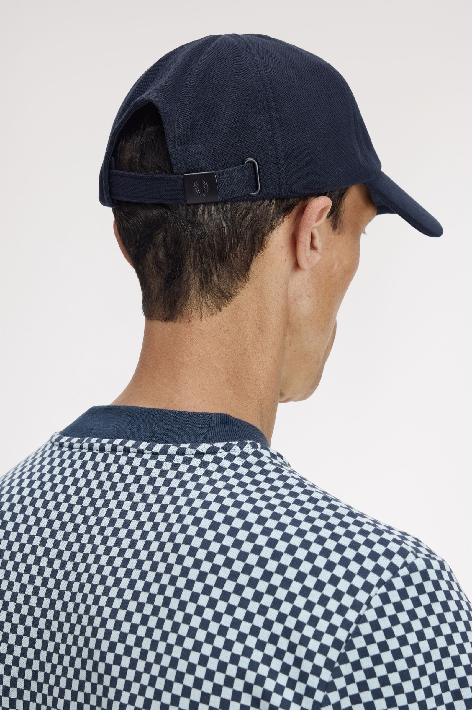 Cappellino classico in piqué HW2295 267 FRED PERRY Navy/snow white 