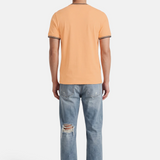 T-shirt con doppia riga M1588 82B FRED PERRY Peach/fhnv/fhnv 