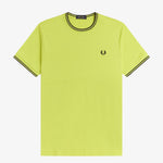 T-shirt con doppia riga M1588 84B FRED PERRY Citron/blk/blk 