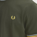 T-shirt con doppia riga M1588 05B FRED PERRY Hntngr/lgic/lmnb 