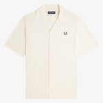 Camicia con colletto a rever in mesh compresso M1745 560 FRED PERRY Ecru 
