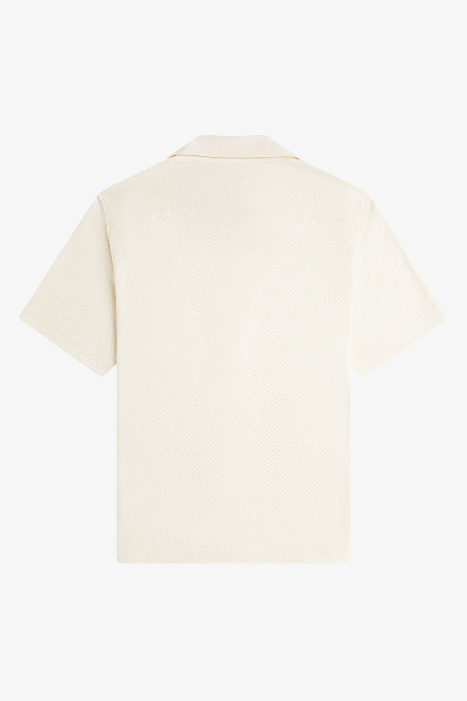 Camicia con colletto a rever in mesh compresso M1745 560 FRED PERRY Ecru 