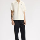 Camicia con colletto a rever in mesh compresso M1745 560 FRED PERRY Ecru 